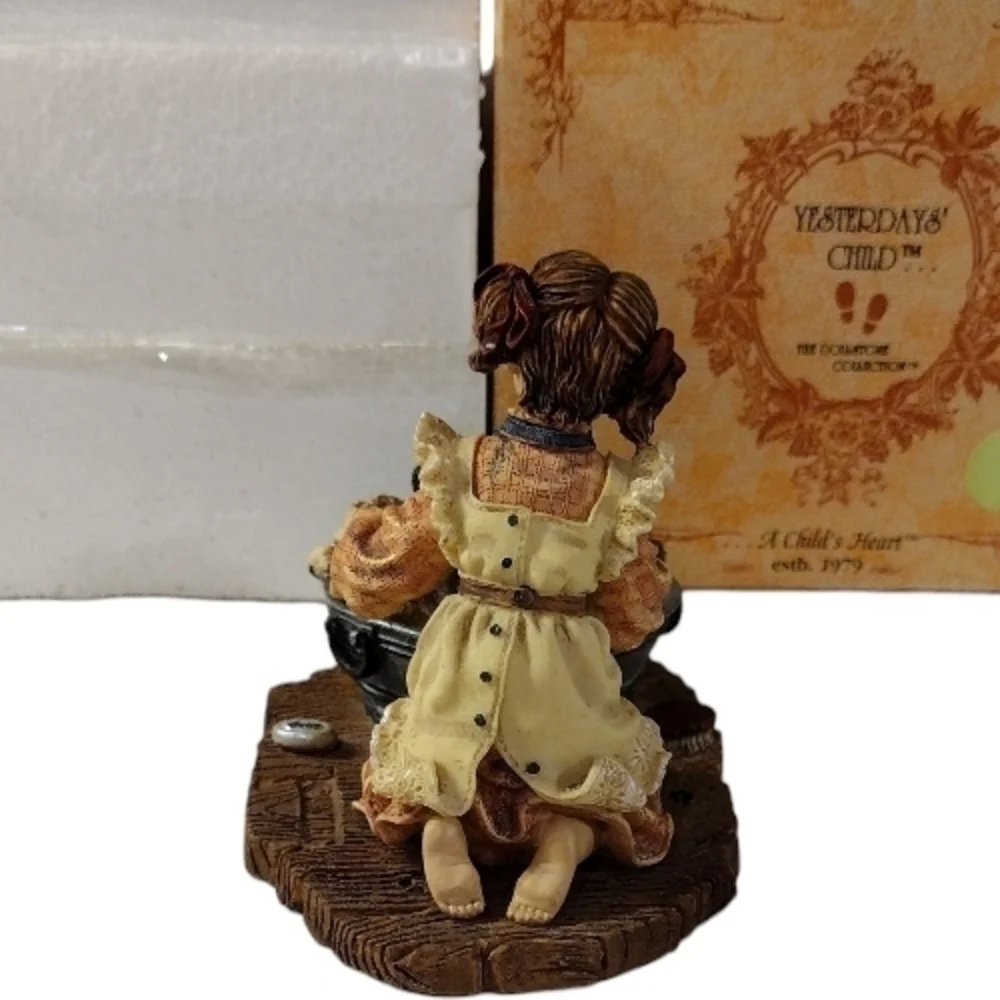 Boyds Collection Yesterday's Child 